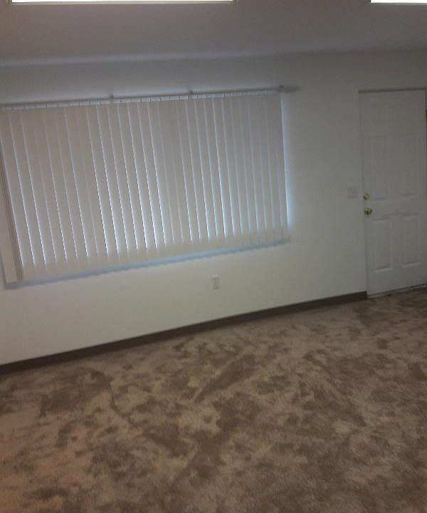 1st image of 3329 Bridgeport Way W