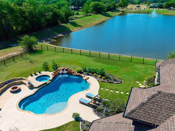 115 Fox Trot Ln, Double Oak, TX 75077