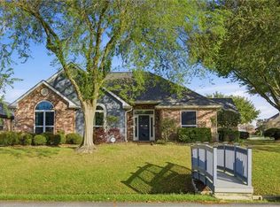 615 Willowridge Dr, Luling, LA 70070