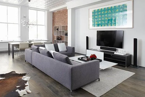 Rented by R New York | media 19