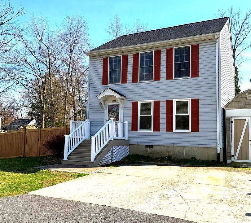 2nd image of 1191 Spruce Ave