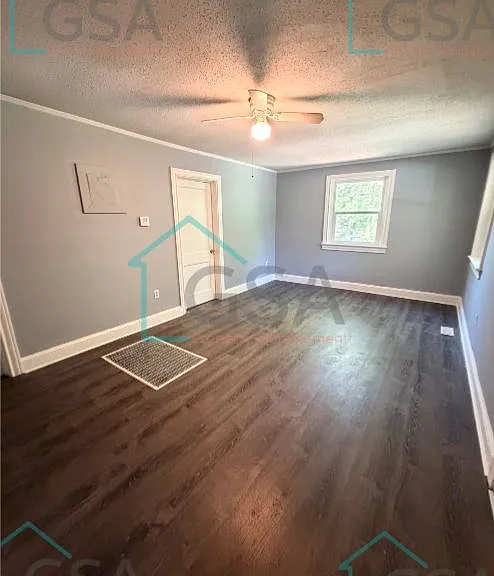 8 Watts Ct — Photo 6