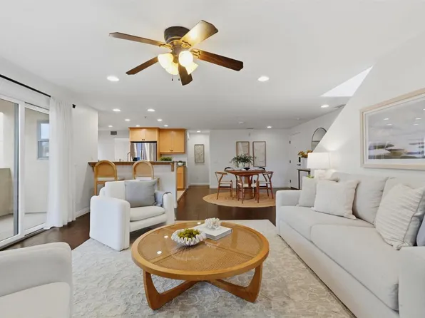 2018 Hornblend St, San Diego, CA 92109