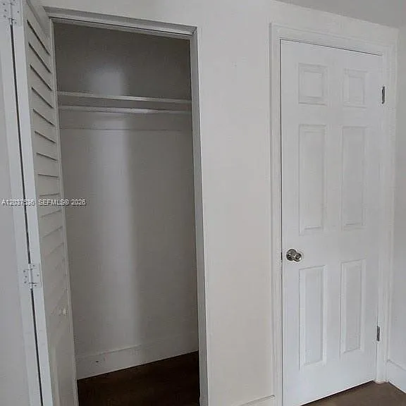 6151 SW 35th St #1 — Photo 18