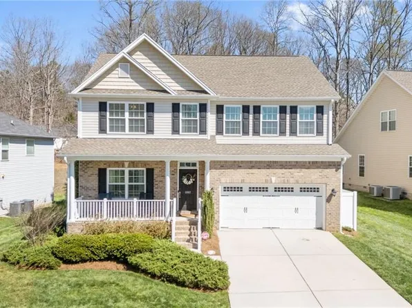 3867 Stafford Run Ct, High Point, NC 27265