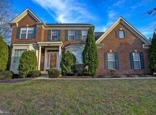 7911 Old Barn Rd, Bowie, MD 20715