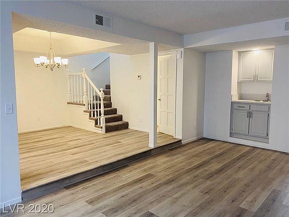 5th image of 3377 Milenko Dr