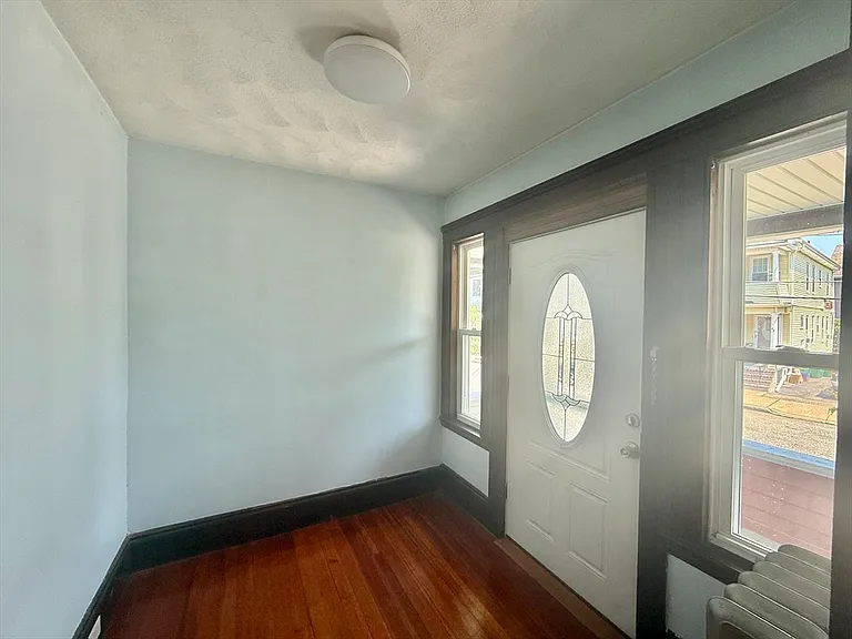 39 Dunbar Ave #1 — Photo 25