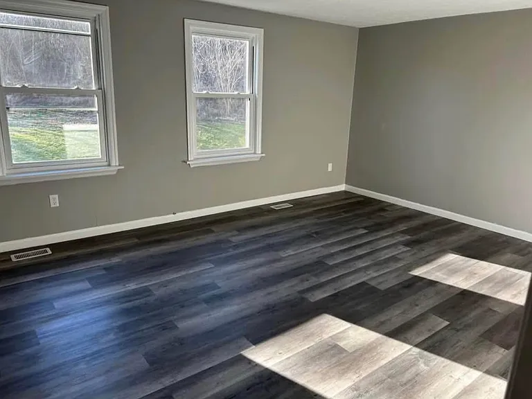 321 Hunting Creek Rd — Photo 9