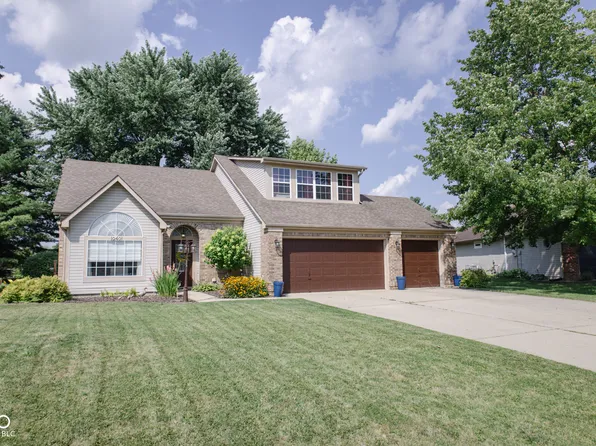 1040 White Ash Ct, Mooresville, IN 46158