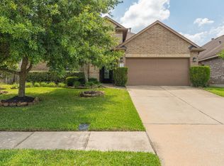 111 Pheasant Run Dr, Conroe, TX 77384
