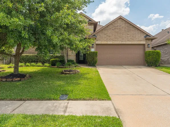 111 Pheasant Run Dr, Conroe, TX 77384
