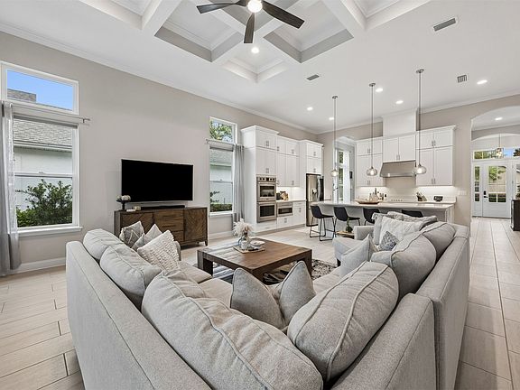 4th image of 95015 Sunflower Ct