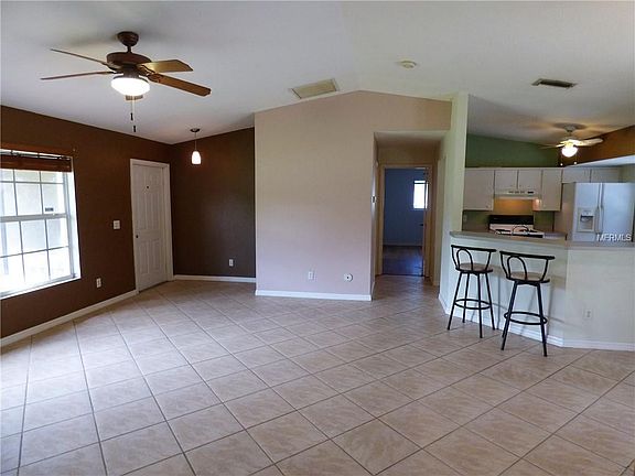 3rd image of 2742 Lucaya Ave