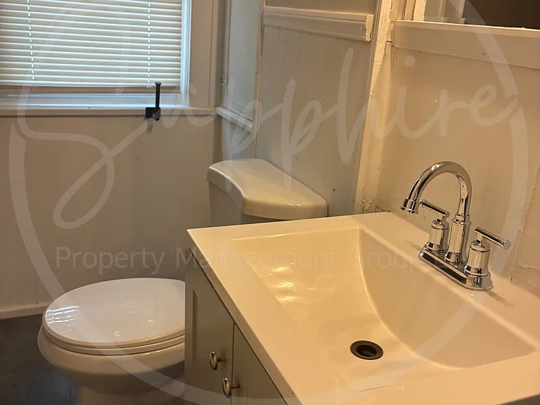 5430 Michigan Ave — Photo 13