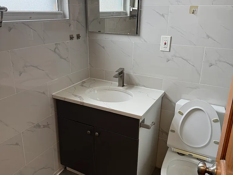 80 McClean Ave #1 — Photo 19