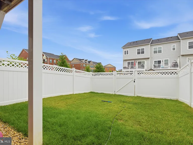 5457 Spotswood Pl — Photo 34