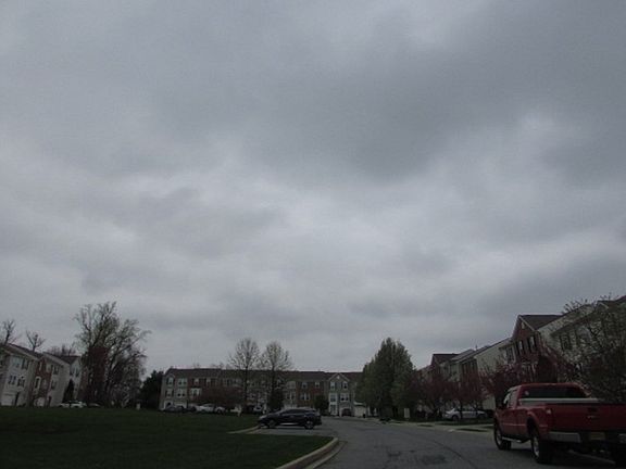 5th image of 313 Betty Ct