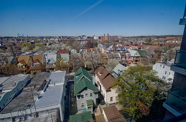 Sold by Brown Harris Stevens | media 28