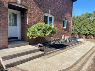 15 Longboat Ct, Ottawa, ON K2K2T3