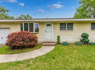 42 Redwood Pl, Jackson, NJ 08527