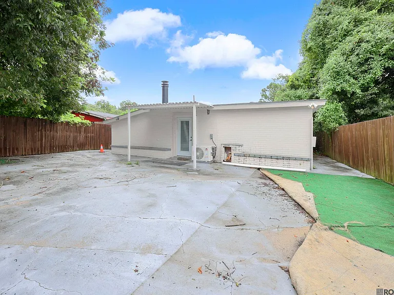 3845 Plum Broque Dr — Photo 17