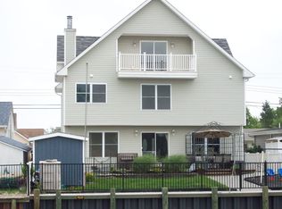 8 Commodore Dr, Brick, NJ 08723