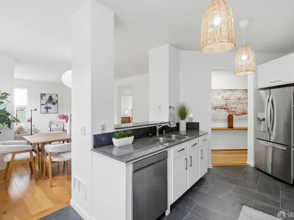 101 Crescent Way APT 2115, San Francisco, CA 94134