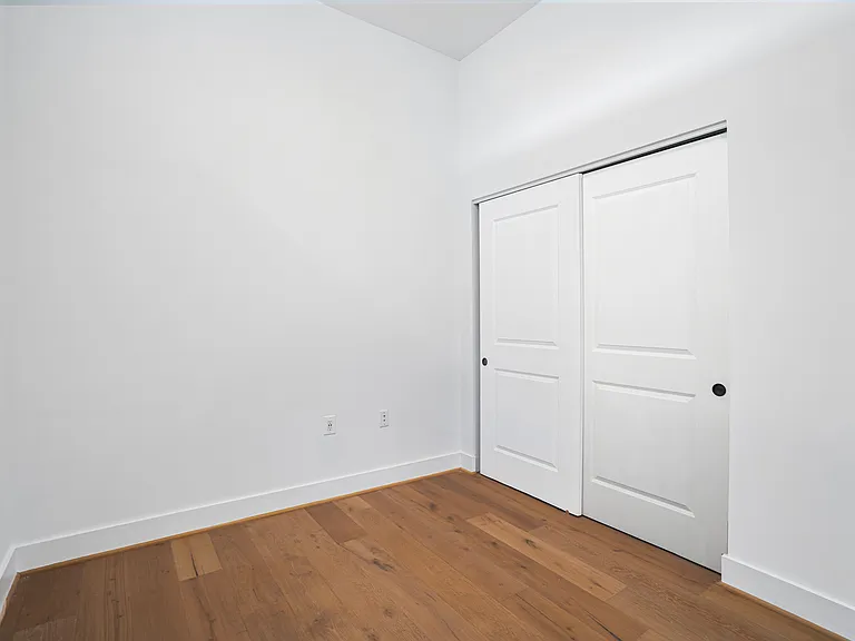 17-Primary Bedroom_05192026