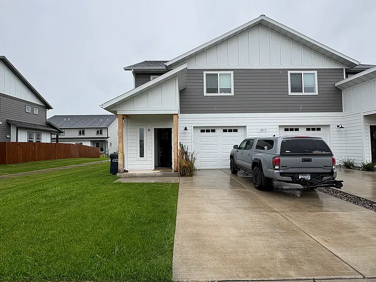 1017 Cassandra Ln #A — Photo 1