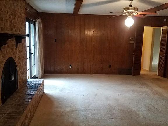 5th image of 219 Larry Dr
