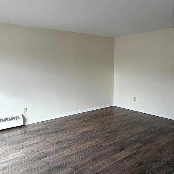 6490 Wyandotte St E #201 — Photo 7