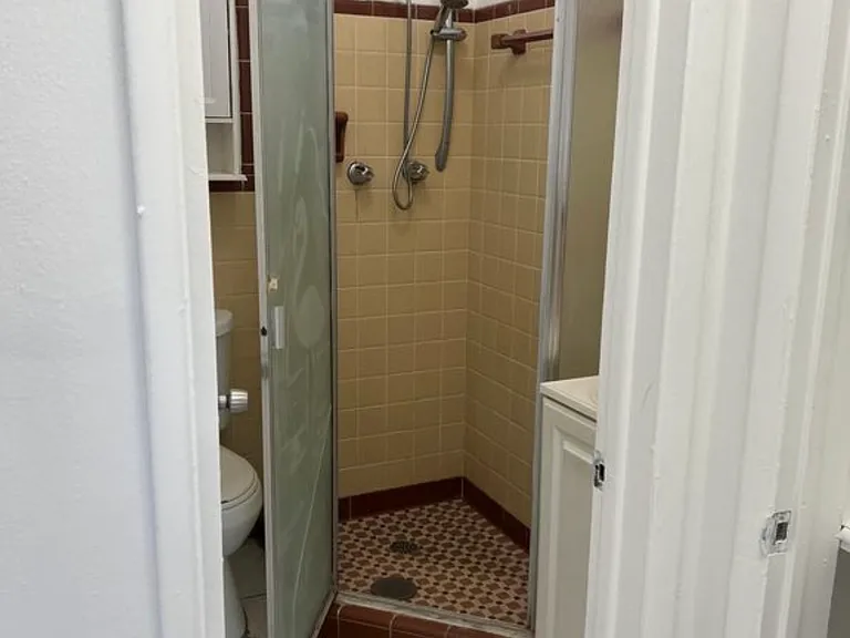 1823 SW 7th St #7 — Photo 8