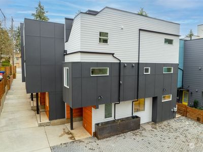 14023 Greenwood Avenue N #D, Seattle, WA, 98133