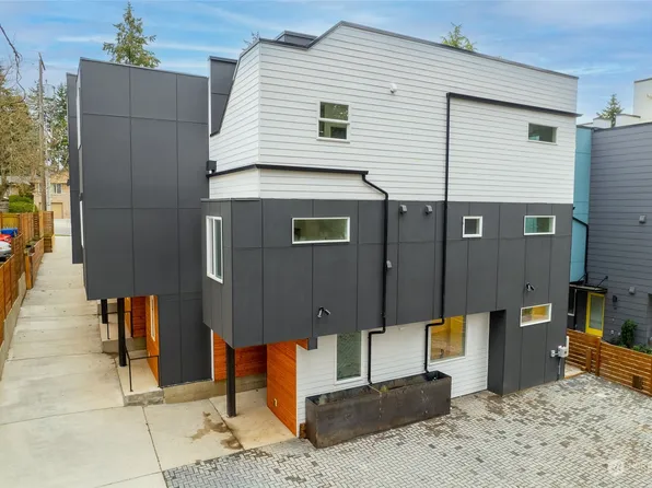 14023 Greenwood Avenue N #D, Seattle, WA 98133