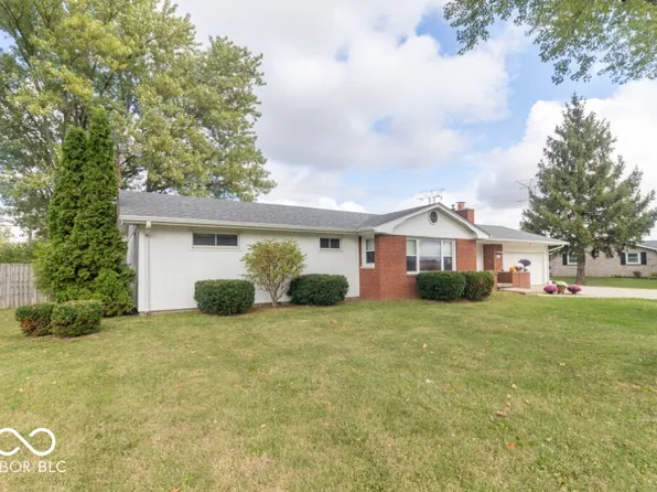 732 E County Road 300 S, New Castle, IN 47362