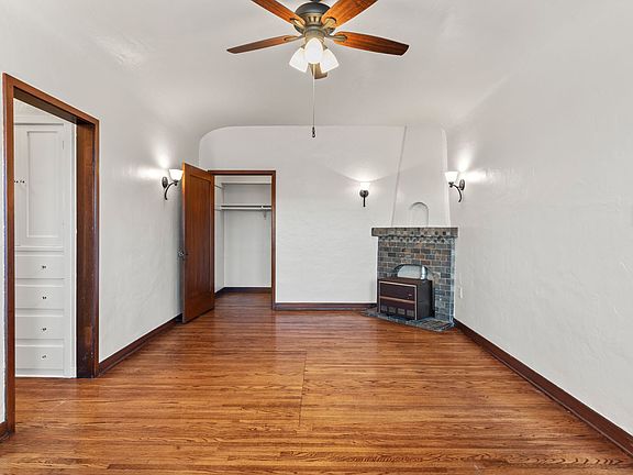 4th image of 731 E Broadway #F