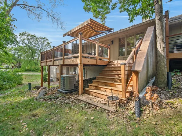 7128 Hickory Ln, Urbandale, IA 50322