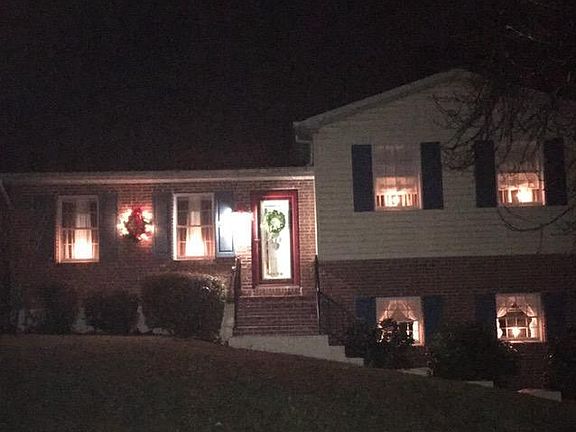 3rd image of 316 Lanie Dr
