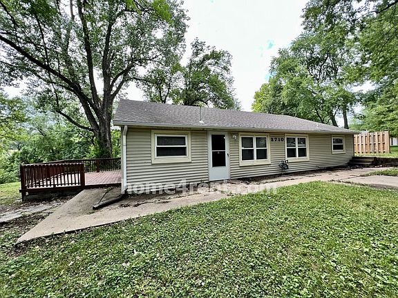 2nd image of 2710 S Cedar Crest Dr