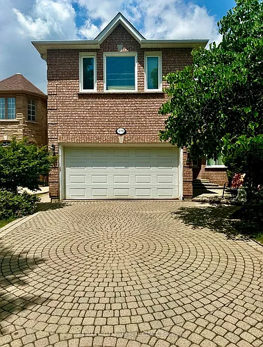 3091 Eden Oak Cres #UPPER Photo 1