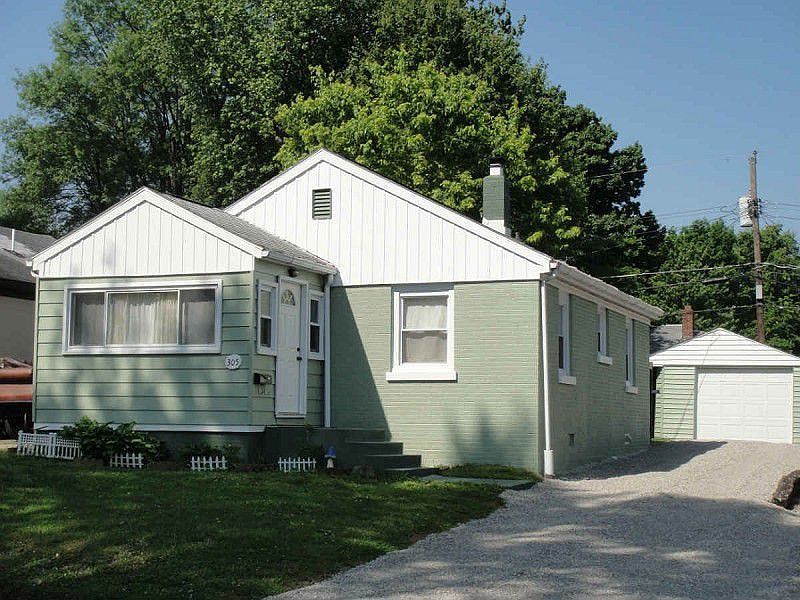 1st image of 305 S Villa Dr