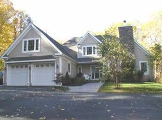 122 Current Dr, Newton, NJ 07860