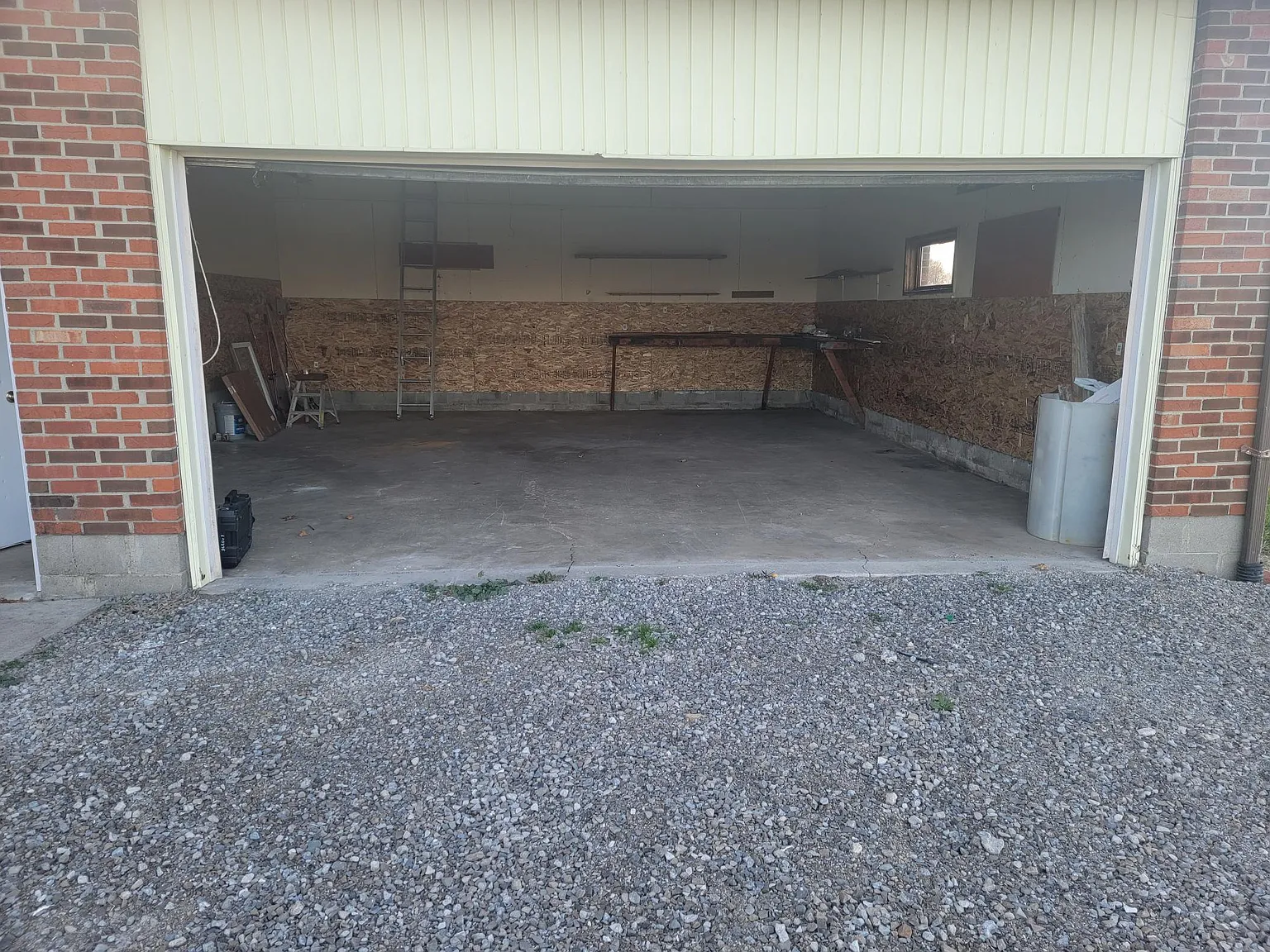 3 bed, 1280 sqft, $1,700 — Photo 3