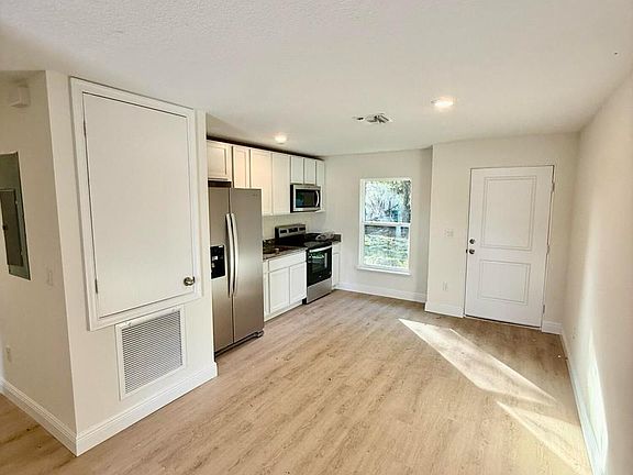3rd image of 505 N 27th St