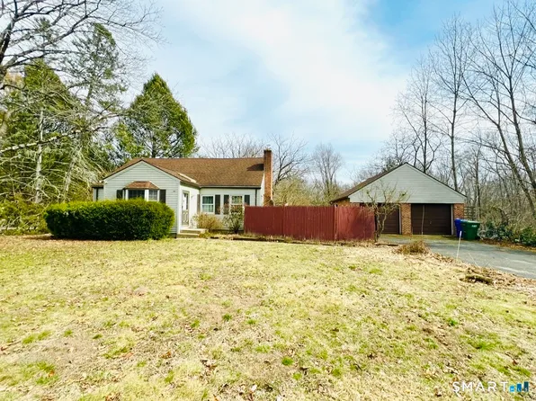 95 Dyer Avenue, Canton, CT 06019