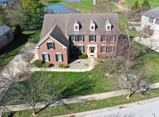744 Silverleaf Dr, Greenwood, IN 46143