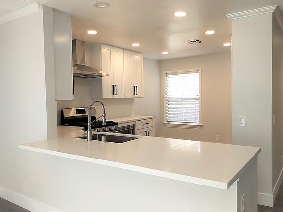 5th image of 1141 Portofino Ct Unit 102