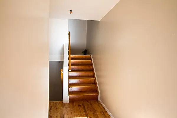 Rented by Evergreen Apartments BK | media 31