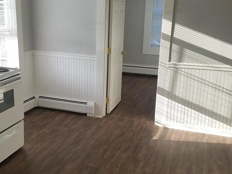 28 Liberty St #1 — Photo 13
